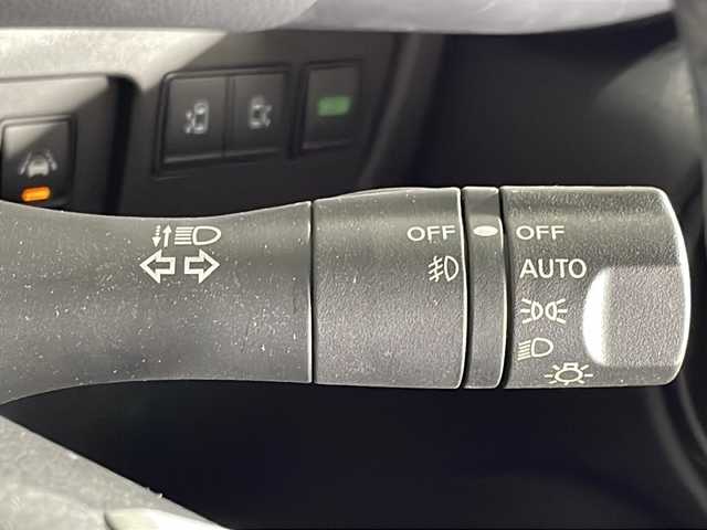 日産 セレナ HWS S HV Vセレ +Sefty 福岡県 2015(平27)年 1.9万km ダイヤモンドブラック ・Bluetooth/・前後ドラレコ/・LEDヘッドライト/・フルセグTV/・フリップダウン/・両側パワースライドドア/・スマートキー/・ETC/・プッシュスタート