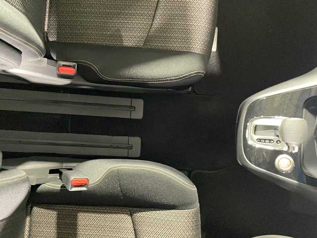 日産 セレナ HWS S HV Vセレ +Sefty 福岡県 2015(平27)年 1.9万km ダイヤモンドブラック ・Bluetooth/・前後ドラレコ/・LEDヘッドライト/・フルセグTV/・フリップダウン/・両側パワースライドドア/・スマートキー/・ETC/・プッシュスタート