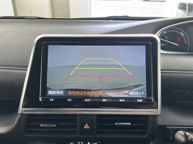 トヨタ シエンタ ハイブリッド G 宮城県 2022(令4)年 4.9万km ブラックマイカ トヨタセーフティーセンス/・プリクラッシュセーフティーシステム/・オートマチックハイビーム/・レーンディバ―チャーアラート/・パーキングサポートブレーキ/・先行者発信告知機能/・クリアランスソナー/両側パワースライドドア/純正9インチナビ/・CD.DVD.SD.BT/フルセグTV/バックモニター/ビルトインETC/前後ドライブレコーダー/革巻きステアリング/ステアリングスイッチ/LEDヘッドランプ/LEDフォグランプ/アイドリングストップ/横滑り防止機能/プッシュスタート/スマートキー2個/純正フロアマット/純正ホイールキャップ