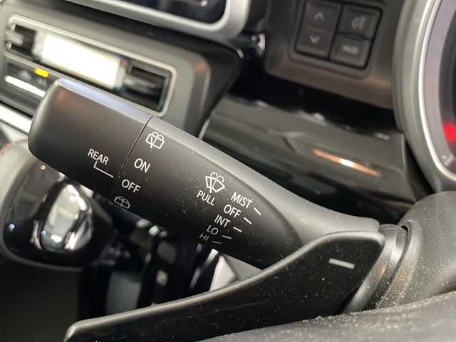 スズキ スペーシア カスタム HYBRID XS ターボ 長野県 2018(平30)年 5.9万km ブレイブカーキP 4WD/社外ナビ/（フルセグ/Bluetooth/CD/DVD)/全方位モニター/衝突軽減ブレーキ/車線逸脱防止機能/クルーズコントロール/コーナーセンサー/ETC/全方位ドライブレコーダー/ハーフレザシート/前席シートヒーター/両側電動スライドドア/LEDヘッドライト/ステアリングスイッチ/ドアバイザー/パドルシフト/ヘッドアップディスプレイ/後席ドリンクホルダー/後席サンシェード/保証書/スマートキー/スペアキー