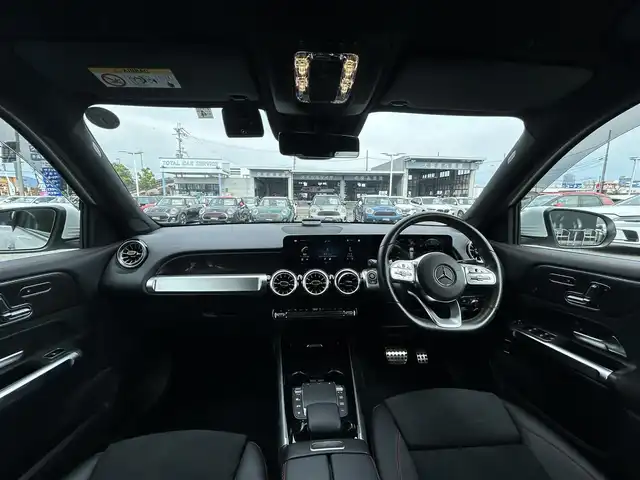 メルセデス・ベンツ Ｍ・ベンツ ＧＬＢ２００ｄ 4マチック AMGライン 滋賀県 2022(令4)年 4.4万km デジタルホワイト ACC/レーンキープ/ブラインドスポット/黒ハーフレザーシート/パワーシート/シートヒーター/純正ナビ/フルセグTV/AppleCarPlay/360°カメラ/ETC/マルチビームLED/前後ドライブレコーダー/電動リアゲート/アンビエントライト/パドルシフト/コーナーセンサー /ドアバイザー/純正19インチAW/スペアキー