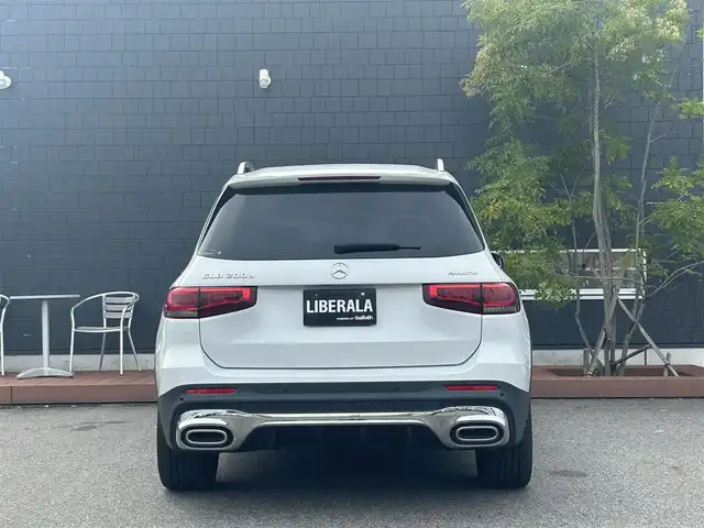 メルセデス・ベンツ Ｍ・ベンツ ＧＬＢ２００ｄ 4マチック AMGライン 滋賀県 2022(令4)年 4.4万km デジタルホワイト ACC/レーンキープ/ブラインドスポット/黒ハーフレザーシート/パワーシート/シートヒーター/純正ナビ/フルセグTV/AppleCarPlay/360°カメラ/ETC/マルチビームLED/前後ドライブレコーダー/電動リアゲート/アンビエントライト/パドルシフト/コーナーセンサー /ドアバイザー/純正19インチAW/スペアキー