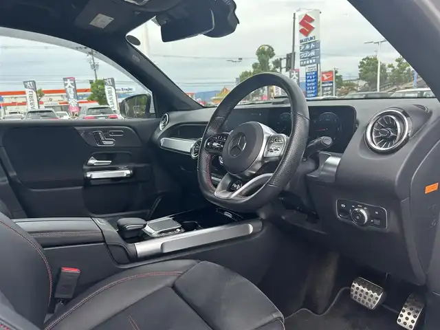メルセデス・ベンツ Ｍ・ベンツ ＧＬＢ２００ｄ 4マチック AMGライン 滋賀県 2022(令4)年 4.4万km デジタルホワイト ACC/レーンキープ/ブラインドスポット/黒ハーフレザーシート/パワーシート/シートヒーター/純正ナビ/フルセグTV/AppleCarPlay/360°カメラ/ETC/マルチビームLED/前後ドライブレコーダー/電動リアゲート/アンビエントライト/パドルシフト/コーナーセンサー /ドアバイザー/純正19インチAW/スペアキー