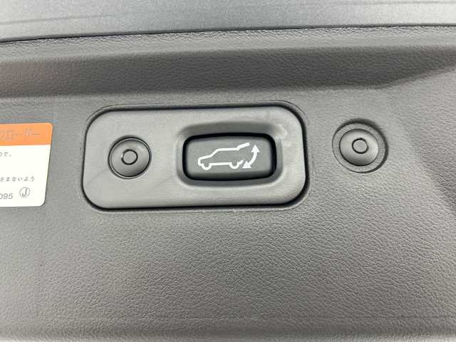 三菱 デリカＤ：５ シャモニー 愛知県 2025(令7)年 0.1千km グラファイトグレーメタリック/ブラックマイカ 登録済未使用車　15km/全方位モニター/シートヒーター/ステアリングヒーター/両側パワースライドドア/パワーシート/レーダークルーズコントロール/衝突軽減ブレーキ/レーンキープアシスト/オートハイビーム/ブラインドスポットモニター/誤発進抑制機能/オートホールド