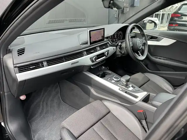アウディ Ａ４ 2.0TFSI クワトロスポーツ SラインPKG 道東・釧路十勝 2017(平29)年 3.7万km ミトスブラックメタリック アシスタンスパッケージ/　・パークアシスト/　・サラウンドビューカメラ/アダプティブクルーズコントロール/黒ハーフレザー/シートヒーター/パワーシート/パワーバックドア/純正メモリナビ/TV/CD/DVD/SD/BT/USB/マトリクスLEDヘッドライト/オートライト/バーチャルコックピット/パドルシフト/純正18インチAW/純正フロアマット/リアフォグライト/ETC
