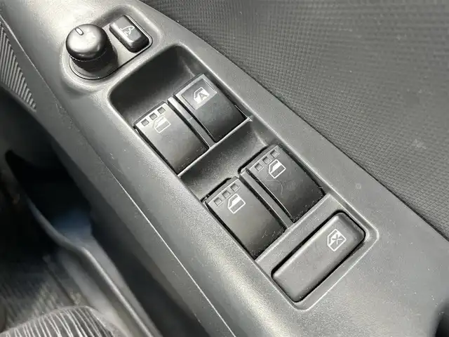 ダイハツ タント カスタム RS 千葉県 2011(平23)年 12.8万km ミスティックレッドクリスタルメタリック 社外７インチメモリナビ/フルセグＴＶ/バックカメラ/ＥＴＣ/ターボ/片側パワースライドドア/純正１５インチアルミホイール/純正フロアマット/ＨＩＤヘッドライト