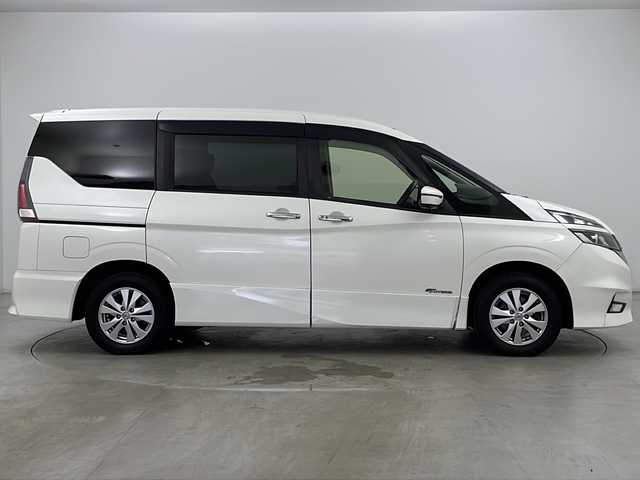 日産 セレナ ハイウェイスター プロパイロットED 道央・札幌 2016(平28)年 9.5万km ブリリアントホワイトパール ・４ＷＤ/・純正ナビ＆ＴＶ＆ＢＴ＆ＤＶＤ＆ＣＤ＆ＢＴ＆ＵＳＢ/・全方位カメラ/・エマージェンシーブレーキ/・プロパイロット/・ＬＤＷ/・ＬＤＰ/・標識検知/・ふらつき警報/・横滑り防止/・アイドリングストップ/・パーキングアシスト/・両側電動スライドドア/・ハンズフリーオートスライドドア/・電動パーキングブレーキ/・ブレーキホールド/・インテリジェントルームミラー/・社外前方ドライブレコーダー/・ドアミラーウィンカー＆ヒーター/・純正ＥＴＣ/・オートライト/・ＬＥＤヘッドライト/・フォグランプ/・クリアランスソナー