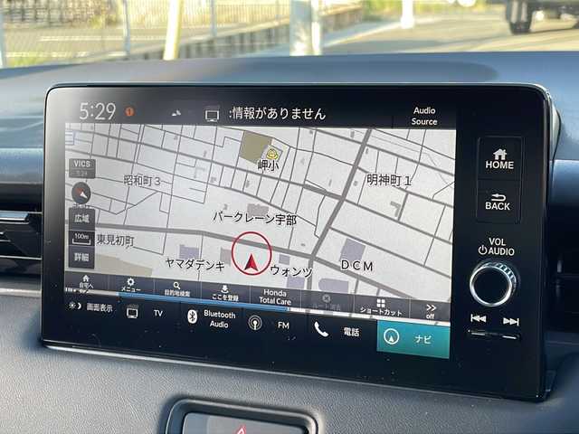 ホンダ ヴェゼル ハイブリッド e:HEV Z 山口県 2025(令7)年 0.1千km クリスタルブラックパール 純正9インチナビ/・Bluetooth接続/・フルセグTV/・バックカメラ/ビルトインETC/Honda SENSING/・衝突被害ブレーキ/・踏み間違い衝突軽減システム/・急アクセル抑制機能/・路外逸脱抑制機能/・歩行者事故低減ステアリング/・渋滞追従機能付アダプティブクルーズコントロール/・車線維持支援システム/・ヒルディセントコントロール/・駐車支援システム/・先行車発進お知らせ機能/・標識認識機能/パドルシフト/ワイヤレス充電/ハーフシート/シートヒーター/ステアリングヒーター/パワーバックドア/スマートキー/プッシュスタート