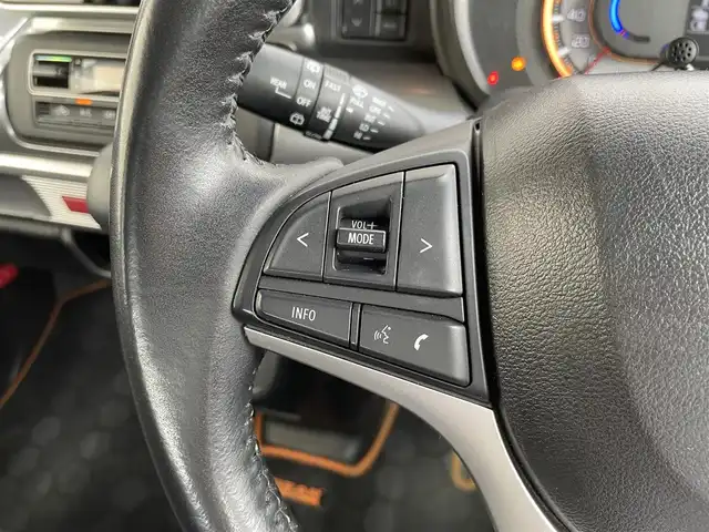 スズキ スペーシア ギア HYBRID XZ 埼玉県 2020(令2)年 4.3万km シフォンアイボリーM /ワンオーナー//社外8型メモリナビ//フルセグTV//全方位カメラ//CD/DVD/Bluetooth//両側パワースライドドア//アダプティブクルーズコントロール//前2席シートヒーター//ビルトインETC//スマートキーx2//LEDヘッドライト//衝突軽減ブレーキ//車線逸脱警報//W.サイド.カーテンエアバッグ//ABS//横滑り防止装置//バックソナー//革巻きステアリング//オートライト//LEDフォグランプ//ルーフレール//プライバシーガラス//ドアバイザー//純正14インチAW//新車時保証書//取扱説明書//ナビ取説