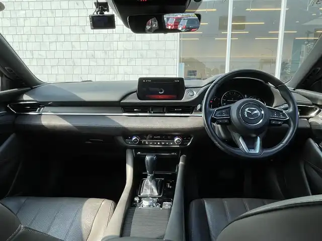 マツダ マツダ６ワゴン XD Lパッケージ 宮崎県 2020(令2)年 6.1万km ジェットブラックマイカ 純正ナビ/(AM.FM.Bluetooth.DVD.CD.USB)/フルセグTV/アラウンドビューカメラ/ETC/前後ドライブレコーダー/レーダークルーズコントロール/シートヒーター/エアシート/ハンドルヒーター/レーンキープアシスト/横滑り防止/オートライト/オートエアコン/電格ミラー/レザーシート/パドルシフト