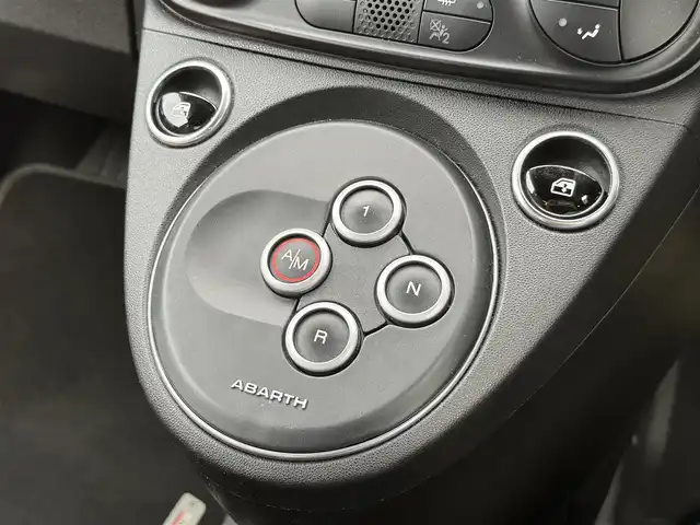 アバルト ５９５ コンペティツィオーネ 静岡県 2020(令2)年 3.8万km 黒 ハーフレザーシート/純正ディスプレイオーディオ/(Bluetooth/USB)/キーレスキー/ETC/ドライブレコーダー/純正フロアマット/純正17インチアルミホイール/パドルシフト/フロントフォグランプ/保証書/取扱説明書