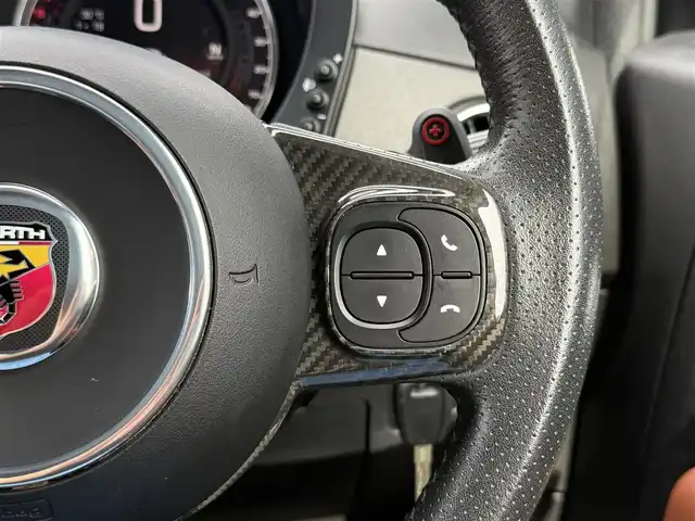 アバルト ５９５ コンペティツィオーネ 静岡県 2020(令2)年 3.8万km 黒 ハーフレザーシート/純正ディスプレイオーディオ/(Bluetooth/USB)/キーレスキー/ETC/ドライブレコーダー/純正フロアマット/純正17インチアルミホイール/パドルシフト/フロントフォグランプ/保証書/取扱説明書