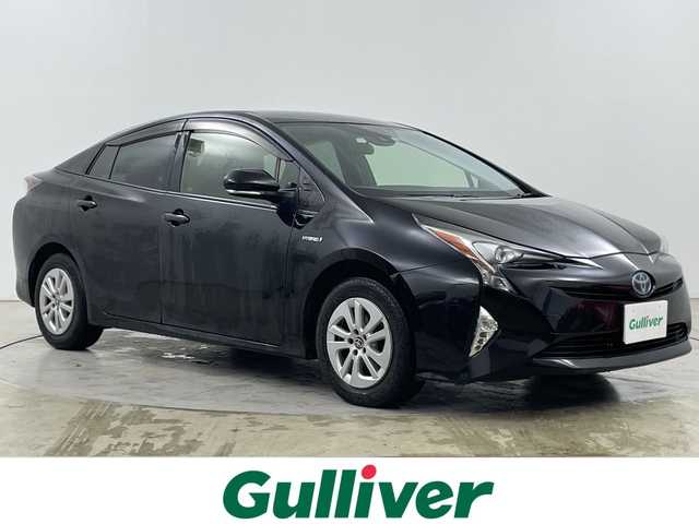 トヨタ プリウス S 道央・札幌 2017(平29)年 16.8万km アティチュードブラックマイカ ・４WD/寒冷地仕様/・トヨタセーフティセンス/・プリクラッシュセーフティ/・純正ナビ（NSZT-W66T）/・BT/CD/SD/フルセグTV/・バックカメラ/・レーダークルーズコントロール/・ステアリングスイッチ/・LEDオートライト/・オートマチックハイビーム/・プッシュスタート/・スマートキー×2/・ETC