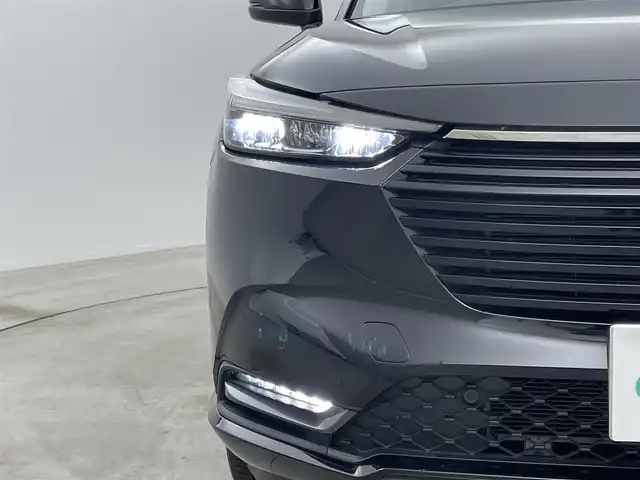 ホンダ ヴェゼル ハイブリッド e:HEV Z 岡山県 2021(令3)年 4.1万km クリスタルブラックパール ワンオーナー/純正ナビ/【Bluetooth/フルセグTV/Carplay/AndroidAuto】/バックカメラ/前席シートヒーター/ステアリングヒーター/ハーフレザーシート/レーダークルーズコントロール/ビルトインETC2.0/LEDヘッドライト/フォグランプ/電動リアゲート/衝突軽減ブレーキシステム/踏み間違い防止/ブラインドスポットモニター　/スマートキー×2/保証書/取扱説明書/ナビ取扱説明書