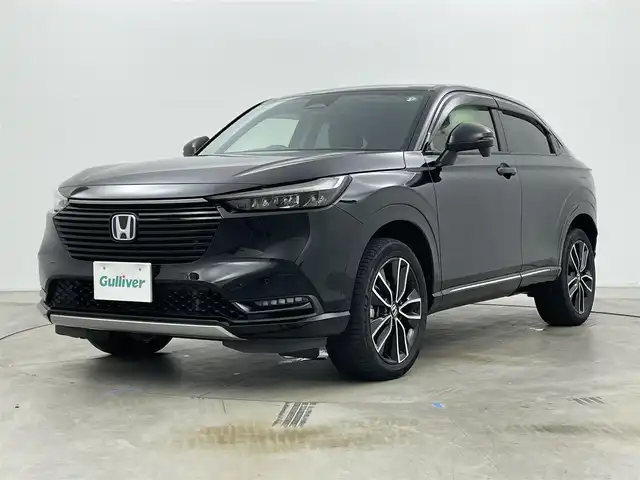 ホンダ ヴェゼル ハイブリッド e:HEV Z 岡山県 2021(令3)年 4.1万km クリスタルブラックパール ワンオーナー/純正ナビ/【Bluetooth/フルセグTV/Carplay/AndroidAuto】/バックカメラ/前席シートヒーター/ステアリングヒーター/ハーフレザーシート/レーダークルーズコントロール/ビルトインETC2.0/LEDヘッドライト/フォグランプ/電動リアゲート/衝突軽減ブレーキシステム/踏み間違い防止/ブラインドスポットモニター　/スマートキー×2/保証書/取扱説明書/ナビ取扱説明書