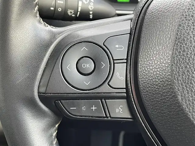 トヨタ カローラツーリング ハイブリッド ダブルバイビー 道南・函館 2022(令4)年 1.7万km アティチュードブラックマイカ /純正ナビ//フルセグTV//ドライブレコーダー//バックカメラ//クルーズコントロール//ETC//レーンキープアシスト//オートハイビーム//コーナーセンサー//LEDヘッドライト//ハーフレザシート