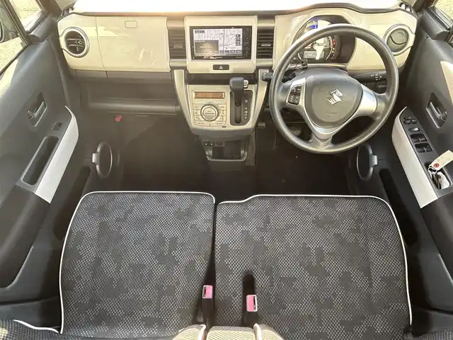 スズキ ハスラー G 愛媛県 2019(令1)年 4.4万km フェニックスレッドパール/ホワイト2トーンルーフ 社外ナビ(TV/DVD/Bluetooth)/ETC/前席シートヒーター/ドライブレコーダー/横滑り防止装置/レーンキープアシスト/ハロゲンヘッドライト/衝突軽減システム