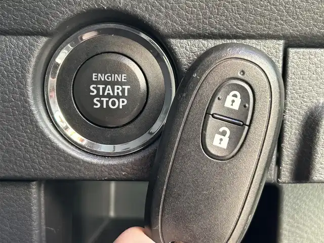 スズキ ハスラー G 愛媛県 2019(令1)年 4.4万km フェニックスレッドパール/ホワイト2トーンルーフ 社外ナビ(TV/DVD/Bluetooth)/ETC/前席シートヒーター/ドライブレコーダー/横滑り防止装置/レーンキープアシスト/ハロゲンヘッドライト/衝突軽減システム