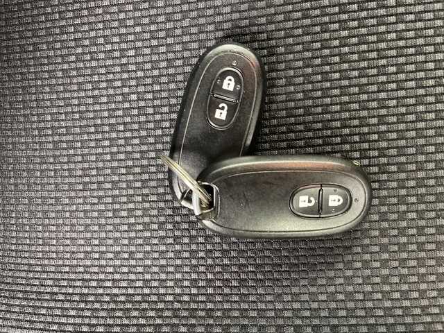 スズキ ラパン X セレクション 道央・札幌 2013(平25)年 7.3万km アーバンブラウンパールメタリック ・４WD/・純正CDオーディオ/・プッシュスタート/・スマートキー/・オートエアコン/・ライトレベライザー/・シートヒーター/・ミラーヒーター/・サマータイヤ積込み