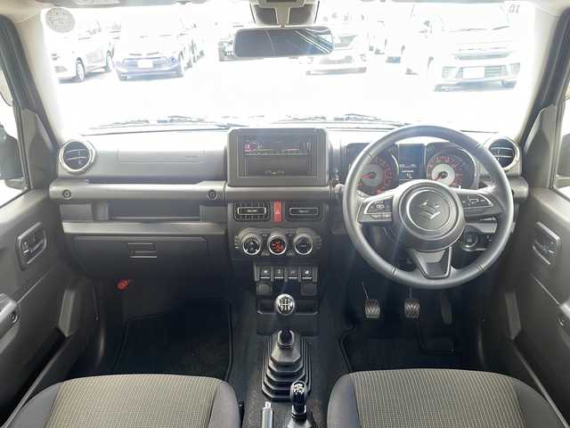 スズキ ジムニー XC 千葉県 2024(令6)年 1.1万km ブルーイッシュブラックパール3 ワンオーナー/4WD/5MT/社外オーディオ/CD/クルーズコントロール/レーンキープアシスト/ダウンヒルアシストコントロール/衝突被害軽減システム/クリアランスソナー/前席シートヒーター/プッシュスタート/スマートキー/スペアキー/背面タイヤ/純正アルミホイール/純正フロアマット/純正LEDヘッドライト/オートライト/ドアバイザー/保証書/取扱説明書