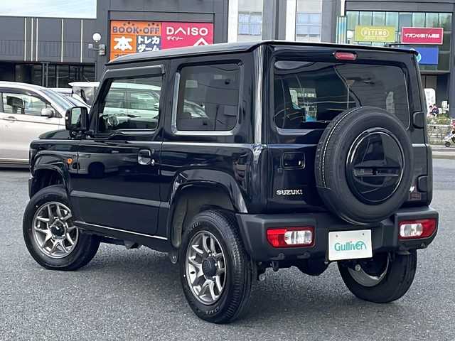 スズキ ジムニー XC 千葉県 2024(令6)年 1.1万km ブルーイッシュブラックパール3 ワンオーナー/4WD/5MT/社外オーディオ/CD/クルーズコントロール/レーンキープアシスト/ダウンヒルアシストコントロール/衝突被害軽減システム/クリアランスソナー/前席シートヒーター/プッシュスタート/スマートキー/スペアキー/背面タイヤ/純正アルミホイール/純正フロアマット/純正LEDヘッドライト/オートライト/ドアバイザー/保証書/取扱説明書