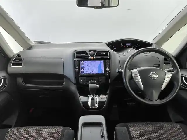 日産 セレナ HWS S HV Vセレ +SeftyⅡ 福井県 2016(平28)年 8万km ブリリアントホワイトパール 純正ナビ/【AM/FM/CD/DVD/Bluetooth/フルセグTV】/アラウンドビューモニター/ETC/両側電動スライドドア/衝突軽減ブレーキ/レーンキープアシスト/アイドリングストップ/オートライト/プッシュスタート/スマートキー