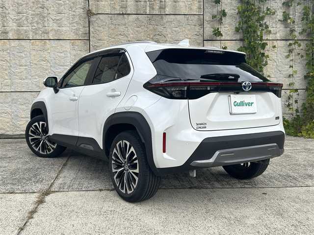 トヨタ ヤリスクロス ハイブリッド Z アドベンチャー 長崎県 2023(令5)年 1.2万km プラチナホワイトパールマイカ ワンオーナー/純正ディスプレイオーディオ/（Bluetooth/フルセグ）/バックカメラ/衝突軽減システム/レーンアシスト/ブラインドスポットモニター/レーダークルーズ/ETC/ハーフレザーシート/パワーシート/シートヒーター/ヘッドアップディスプレイ/ステアリングスイッチ/ルーフレール/純正18インチAW