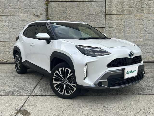 トヨタ ヤリスクロス ハイブリッド Z アドベンチャー 長崎県 2023(令5)年 1.2万km プラチナホワイトパールマイカ ワンオーナー/純正ディスプレイオーディオ/（Bluetooth/フルセグ）/バックカメラ/衝突軽減システム/レーンアシスト/ブラインドスポットモニター/レーダークルーズ/ETC/ハーフレザーシート/パワーシート/シートヒーター/ヘッドアップディスプレイ/ステアリングスイッチ/ルーフレール/純正18インチAW