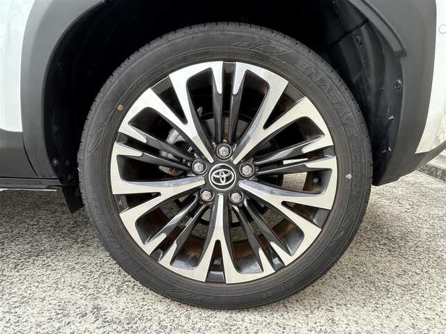 トヨタ ヤリスクロス ハイブリッド Z アドベンチャー 長崎県 2023(令5)年 1.2万km プラチナホワイトパールマイカ ワンオーナー/純正ディスプレイオーディオ/（Bluetooth/フルセグ）/バックカメラ/衝突軽減システム/レーンアシスト/ブラインドスポットモニター/レーダークルーズ/ETC/ハーフレザーシート/パワーシート/シートヒーター/ヘッドアップディスプレイ/ステアリングスイッチ/ルーフレール/純正18インチAW