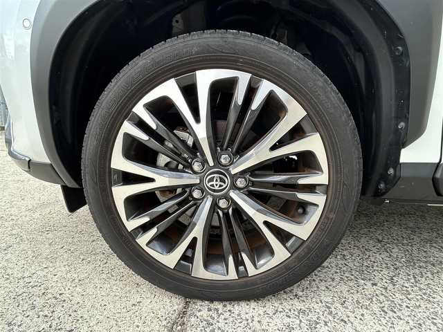 トヨタ ヤリスクロス ハイブリッド Z アドベンチャー 長崎県 2023(令5)年 1.2万km プラチナホワイトパールマイカ ワンオーナー/純正ディスプレイオーディオ/（Bluetooth/フルセグ）/バックカメラ/衝突軽減システム/レーンアシスト/ブラインドスポットモニター/レーダークルーズ/ETC/ハーフレザーシート/パワーシート/シートヒーター/ヘッドアップディスプレイ/ステアリングスイッチ/ルーフレール/純正18インチAW