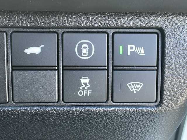 ホンダ ヴェゼル ハイブリッド e:HEV Z 三重県 2024(令6)年 3.2万km プレミアムサンライトホワイトパール 純正ナビ/ＡｐｐｌｅＣａｒＰｌａｙ/ＡｎｄｒｏｉｄｏAuto/BSM/ビルトインETC2.0/ワイヤレス充電/スペアキー/シートヒーター/ステアリングヒーター/パドルシフト/ステアリングスイッチ/ハーフレザーシート/電動リアゲート/追従クルーズコントロール/レーンキープアシスト/SOSコール/衝突被害軽減システム/踏み間違い防止/先行車発進お知らせ/標識認識システム/LEDオートライト/禁煙車