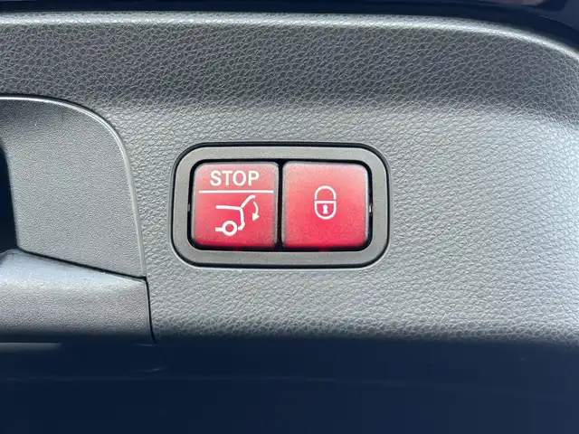 メルセデス・ベンツ ＧＬＣ２２０ d 4マチック クーペ AMGライン 茨城県 2020(令2)年 2.6万km オブシディアンブラック 後期型 /サンル-フ /RSP /ACC /LKA /BSA /360度カメラ /半革 /全席シ-トヒ-タ- /M付パワ-シ-ト /PWテ-ルゲ-ト /純正ナビ /TV/BT/CarPlay/USB /アンビエントライト /純正19inAW /マルチビ-ムLED /オ-トハイビ-ム /ETC2.0 /前後ドラレコ /禁煙車