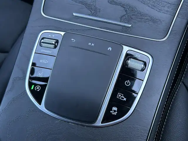 メルセデス・ベンツ ＧＬＣ２２０ d 4マチック クーペ AMGライン 茨城県 2020(令2)年 2.6万km オブシディアンブラック 後期型 /サンル-フ /RSP /ACC /LKA /BSA /360度カメラ /半革 /全席シ-トヒ-タ- /M付パワ-シ-ト /PWテ-ルゲ-ト /純正ナビ /TV/BT/CarPlay/USB /アンビエントライト /純正19inAW /マルチビ-ムLED /オ-トハイビ-ム /ETC2.0 /前後ドラレコ /禁煙車