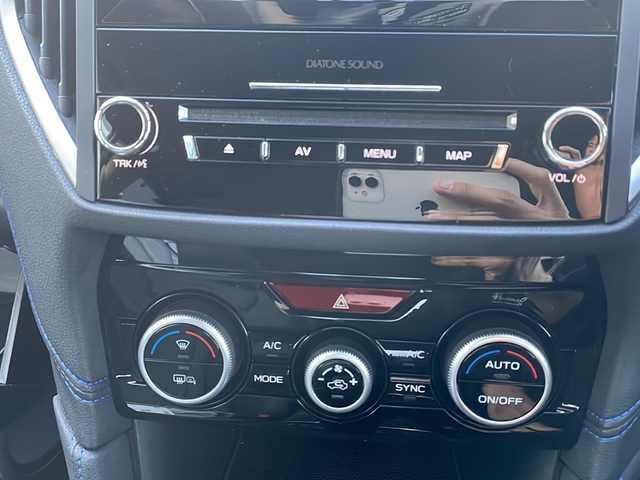 スバル ＸＶ ハイブリッド アドバンス 新潟県 2020(令2)年 4万km ラグーンブルーP 純正DIATONEナビ/(AM/FM/CD/DVD/Bluetooth/AppleCarPlay)/アイサイト/衝突被害軽減ブレーキ/レーダークルーズコントロール/レーンキープアシスト/リアパーキングセンサー/ブラインドスポットモニター/ステアリング連動ヘッドライト/レザーシート/D/N席パワーシート/D/N席シートヒーター/ETC/プッシュスタート/スマートキー/保証書