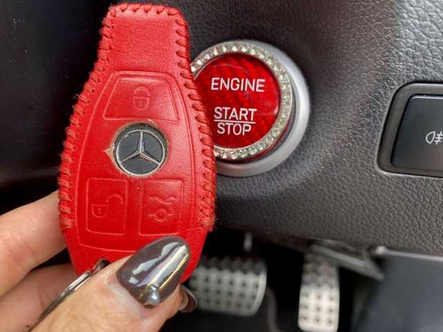 メルセデス・ベンツ ＣＬＡ１８０ Sブレイク　スポーツ 兵庫県 2016(平28)年 9.3万km ジュピターレッド 純正ナビ（FM/BT/CD)/・フルセグTV/バックモニター/クルーズコントロール/ブラインドスポットモニター/ステアリングスイッチ/パドルシフト/運転席パワーシート/電動リアゲート/シートヒーター/アイドリングストップ/パーキングアシスト/ドライブレコーダー/純正マット/ETC