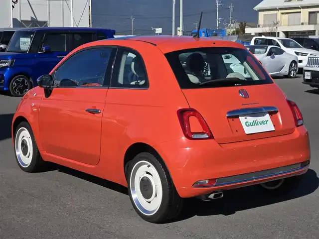 フィアット ５００ アニベルサリオ 鹿児島県 2018(平30)年 4.6万km ビタミニックオレンジ 専用クロームエンジンフードライン/専用クローム仕上げエクステリアミラーハウジング/専用FIATビンテージロゴ/専用Anniversarioロゴ/専用ビンテージスタイルアルミホイール(16インチ)/専用ファブリックシート/専用インストルメントパネル/専用フロアマット/前後ドライブレコーダー/Bluetoothオーディオ/パノラマルーフ/モーターシュレップレグルング/ETC/後方コーナーセンサー/エアバック(W+サイド)