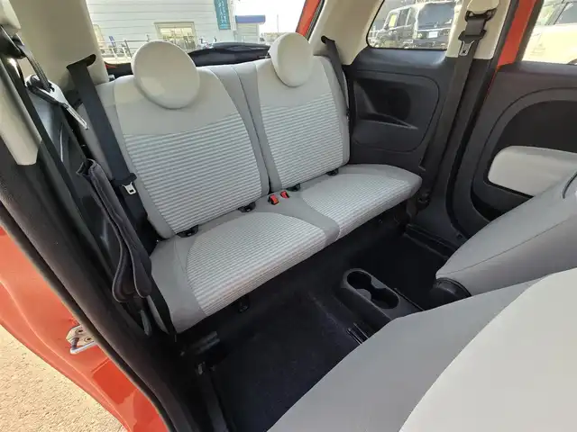 フィアット ５００ アニベルサリオ 鹿児島県 2018(平30)年 4.6万km ビタミニックオレンジ 専用クロームエンジンフードライン/専用クローム仕上げエクステリアミラーハウジング/専用FIATビンテージロゴ/専用Anniversarioロゴ/専用ビンテージスタイルアルミホイール(16インチ)/専用ファブリックシート/専用インストルメントパネル/専用フロアマット/前後ドライブレコーダー/Bluetoothオーディオ/パノラマルーフ/モーターシュレップレグルング/ETC/後方コーナーセンサー/エアバック(W+サイド)