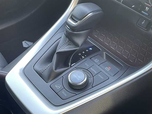 トヨタ ＲＡＶ４ G Zパッケージ 群馬県 2022(令4)年 0.8万km ホワイトパールクリスタルシャイン モデリスタエアロ/トヨタセーフティセンス/・衝突軽減ブレーキシステム/・レーンキープアシスト/・プリクラッシュセーフティ/・ブラインドスポットモニター/・オートハイビーム/純正ディスプレイオーディオ/（BT/HDMI/USB/フルセグTV/Miracast）/全方位カメラ/ビルトインETC/デジタルインナーミラー/前後ドライブレコーダー/D席メモリパワーシート/シートヒーター/エアシート/ステアリングスイッチ/ステアリングヒーター/オートホールド/パワーバックドア/LEDヘッドライト/フォグライト/電格ミラー/純正フロアマット/純正19インチアルミホイール