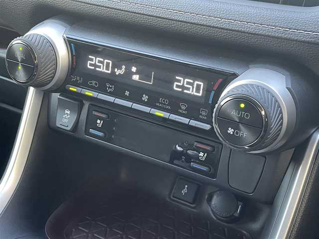 トヨタ ＲＡＶ４ G Zパッケージ 群馬県 2022(令4)年 0.8万km ホワイトパールクリスタルシャイン モデリスタエアロ/トヨタセーフティセンス/・衝突軽減ブレーキシステム/・レーンキープアシスト/・プリクラッシュセーフティ/・ブラインドスポットモニター/・オートハイビーム/純正ディスプレイオーディオ/（BT/HDMI/USB/フルセグTV/Miracast）/全方位カメラ/ビルトインETC/デジタルインナーミラー/前後ドライブレコーダー/D席メモリパワーシート/シートヒーター/エアシート/ステアリングスイッチ/ステアリングヒーター/オートホールド/パワーバックドア/LEDヘッドライト/フォグライト/電格ミラー/純正フロアマット/純正19インチアルミホイール