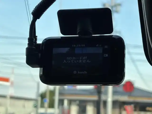 三菱 ｅＫスペース カスタムT セーフティパッケージ 愛知県 2017(平29)年 8.9万km シルキーホワイト /禁煙//純正15AW//純正ナビ//CD/DVD/BT/MSV/USB/フルセグ//バックカメラ//全方位モニター//前後ドライブレコーダー//ETC//両側パワースライドドア//リアサーキュレーター//衝突軽減ブレーキ//クルーズコントロール//アイドリングストップ//横滑り防止装置//盗難防止装置//LEDオートライト//オートハイビーム//フォグランプ//オートリトラウィンカーミラー//防眩ミラー//革巻きステアリング//ステアリングスイッチ//バニティミラー//純正フロアマット//純正ドアバイザー//スペアスマートキー//新車時保証書//取扱説明書//ディーラー記録簿/H29/H30/H31/R2/R3//スタッドレス付AW積込