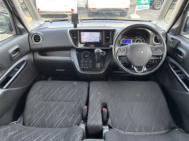 三菱 ｅＫスペース カスタムT セーフティパッケージ 愛知県 2017(平29)年 8.9万km シルキーホワイト /禁煙//純正15AW//ナビ/CD/DVD/BT/MSV/USB/フルセグ//全方位モニター//前後ドライブレコーダー//ETC//両側パワースライドドア//リアサーキュレーター//衝突軽減ブレーキ//クルーズコントロール//アイドリングストップ//横滑り防止装置//盗難防止装置//LEDオートライト//オートハイビーム//フォグランプ//オートリトラウィンカーミラー//防眩ミラー//革巻きステアリング//ステアリングスイッチ//バニティミラー//純正フロアマット//純正ドアバイザー//スペアスマートキー//新車時保証書//取扱説明書//スタッドレス付AW積込