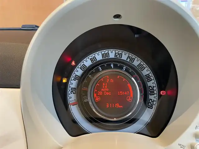 フィアット ５００ ツインエア ポップ 高知県 2017(平29)年 3.2万km ビアンコ・ガーラ ディスプレイオーディオ/BT/AM/FM/ドラレコ/ETC/アイドリングストップ