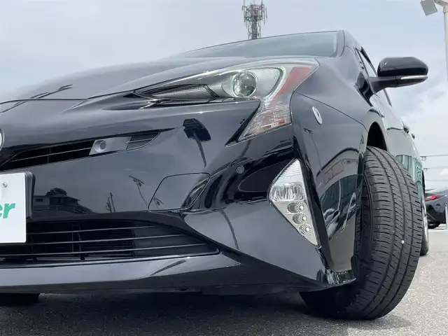 トヨタ プリウス A 佐賀県 2016(平28)年 7.5万km アティチュードブラックマイカ ワンオーナー/純正９型ナビゲーション/（AM/FM/CD/DVD/BT)/バックカメラ/トヨタセーフティーセンス/プリクラッシュ セーフティ/レーンアシスト/横滑り防止装置/クリアランスソナー/オートライト/オートマチックハイビーム/レーダークルーズコントロール/インテリジェントパーキングアシスト/ブラインドスポットモニター/ミラーヒーター/ETC/スマートキー/プッシュスタート/ヘッドアップディスプレイ/純正LEDヘッドライト/純正フロアマット/純正15インチアルミホイール/スペアキー×１