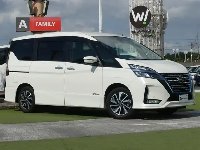 日産 セレナ e－パワー ハイウェイスター V 千葉県 2020(令2)年 5.4万km ブリリアントホワイトパール エマージェンシーブレーキ/プロパイロット/インテリジェントクルーズコントロール/ハンズフリー両側パワースライドドア/純正SDナビ/地デジTV/【BD/DVD/CD再生機能　Bluetooth接続】/アラウンドビューモニター/ドライブレコーダー/ETC/LEDヘッドライト/フォグライト/ウインカーミラー/コーナーセンサー/純正16インチアルミホイル/サイド/カーテンエアバッグ/インテリジェントキー