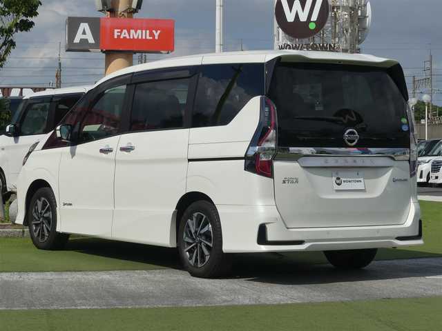 日産 セレナ e－パワー ハイウェイスター V 千葉県 2020(令2)年 5.4万km ブリリアントホワイトパール エマージェンシーブレーキ/プロパイロット/インテリジェントクルーズコントロール/ハンズフリー両側パワースライドドア/純正SDナビ/地デジTV/【BD/DVD/CD再生機能　Bluetooth接続】/アラウンドビューモニター/ドライブレコーダー/ETC/LEDヘッドライト/フォグライト/ウインカーミラー/コーナーセンサー/純正16インチアルミホイル/サイド/カーテンエアバッグ/インテリジェントキー
