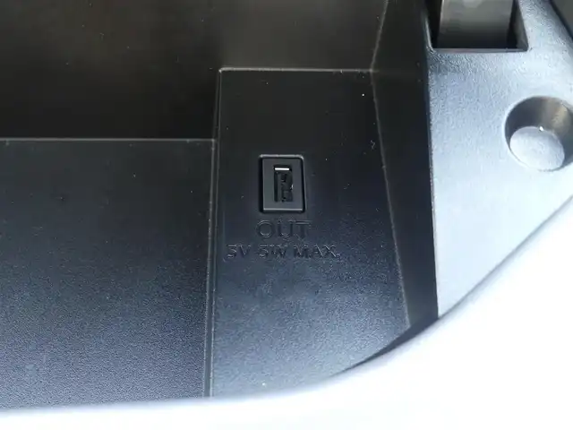 日産 セレナ e－パワー ハイウェイスター V 千葉県 2020(令2)年 5.4万km ブリリアントホワイトパール エマージェンシーブレーキ/プロパイロット/インテリジェントクルーズコントロール/ハンズフリー両側パワースライドドア/純正SDナビ/地デジTV/【BD/DVD/CD再生機能　Bluetooth接続】/アラウンドビューモニター/ドライブレコーダー/ETC/LEDヘッドライト/フォグライト/ウインカーミラー/コーナーセンサー/純正16インチアルミホイル/サイド/カーテンエアバッグ/インテリジェントキー