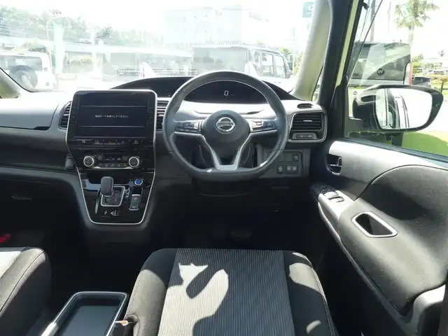 日産 セレナ e－パワー ハイウェイスター V 千葉県 2020(令2)年 5.4万km ブリリアントホワイトパール エマージェンシーブレーキ/プロパイロット/インテリジェントクルーズコントロール/ハンズフリー両側パワースライドドア/純正SDナビ/地デジTV/【BD/DVD/CD再生機能　Bluetooth接続】/アラウンドビューモニター/ドライブレコーダー/ETC/LEDヘッドライト/フォグライト/ウインカーミラー/コーナーセンサー/純正16インチアルミホイル/サイド/カーテンエアバッグ/インテリジェントキー