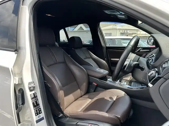 ＢＭＷ Ｘ４ xDrive 28i Mスポーツ 茨城県 2016(平28)年 5万km アルピンホワイトⅢ 後期　/インテリジェントＳＦＴ　/ＬＤＷ　/ＬＣＷ　/ＡＣＣ　/３６０度カメラ　/ＯＰ２０ｉｎＡＷ　/茶革　/シートヒーター　/ＰＷシート　/ＰＷテールゲート　/ＬＥＤ　/ナビ　/１２セグ　/ＢＴ　/ＵＳＢ　/ＤＶＤ　/ＥＴＣ　/禁煙車