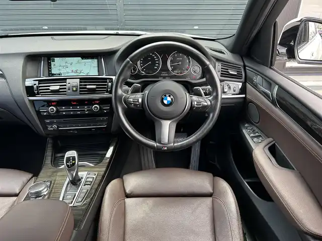 ＢＭＷ Ｘ４ xDrive 28i Mスポーツ 茨城県 2016(平28)年 5万km アルピンホワイトⅢ 後期　/インテリジェントＳＦＴ　/ＬＤＷ　/ＬＣＷ　/ＡＣＣ　/３６０度カメラ　/ＯＰ２０ｉｎＡＷ　/茶革　/シートヒーター　/ＰＷシート　/ＰＷテールゲート　/ＬＥＤ　/ナビ　/１２セグ　/ＢＴ　/ＵＳＢ　/ＤＶＤ　/ＥＴＣ　/禁煙車