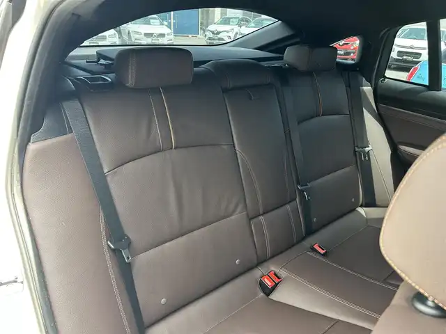 ＢＭＷ Ｘ４ xDrive 28i Mスポーツ 茨城県 2016(平28)年 5万km アルピンホワイトⅢ 後期　/インテリジェントＳＦＴ　/ＬＤＷ　/ＬＣＷ　/ＡＣＣ　/３６０度カメラ　/ＯＰ２０ｉｎＡＷ　/茶革　/シートヒーター　/ＰＷシート　/ＰＷテールゲート　/ＬＥＤ　/ナビ　/１２セグ　/ＢＴ　/ＵＳＢ　/ＤＶＤ　/ＥＴＣ　/禁煙車